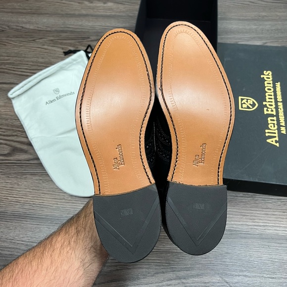 NEW Allen Edmonds McAllister Black Wingtip Oxfords 8.5 D - Picture 3 of 11